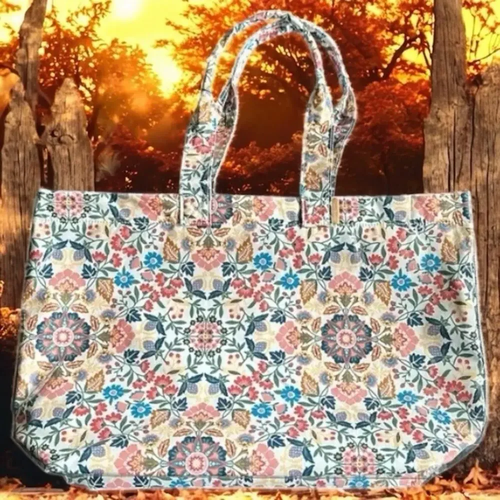 Vera Bradley NWT Women's City Shopper Tote in Enchanted Mandala floral